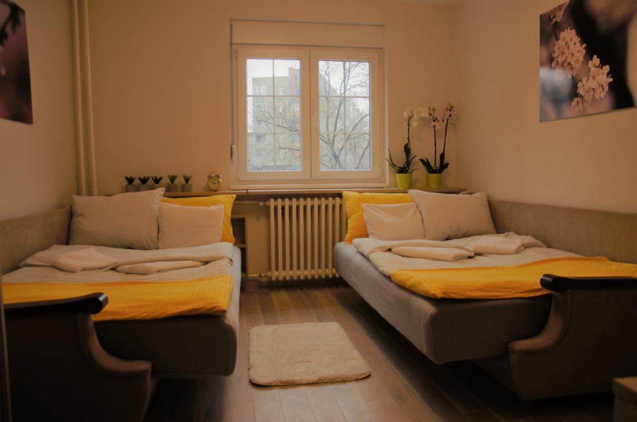 Spacious 2-Bedroom Apartment With Luxury Feel نوفي ساد المظهر الخارجي الصورة